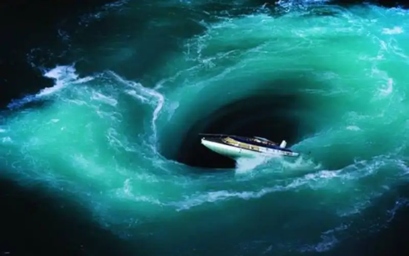 نظرية تفسر الاختفاءات الغامضة للسفن والطائرات