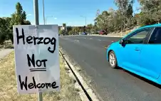 عربي ودولي ـ أستراليا ترفض دعوات توقيف الرئيس الإسرائيلي