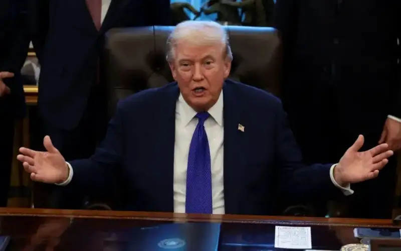 ترامب: إيران تتفاوض معنا ولا تريدنا