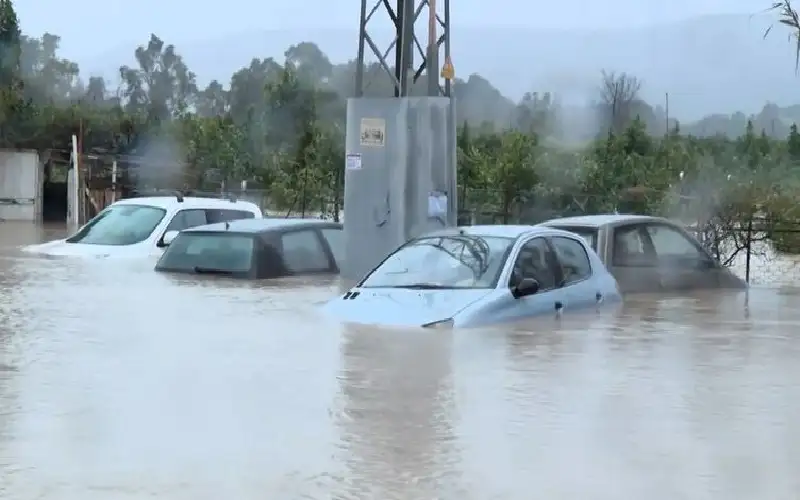 قطار العواصف يضرب إسبانيا.. وإجلاء جماعي