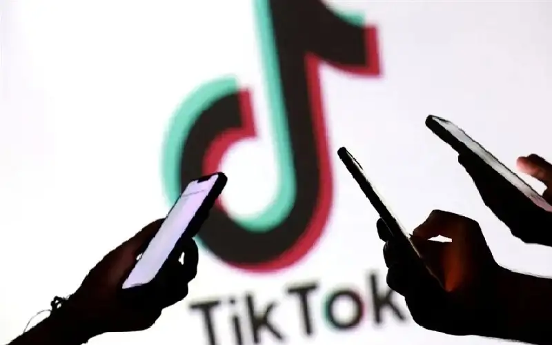 الاتحاد الأوروبي يتهم تيك توك بتصميم