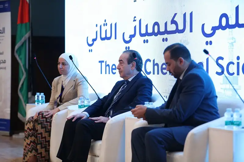 انطلاق فعاليات الاسبوع العلمي الكيميائي الثاني