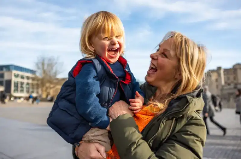 رعاية الأحفاد تبطئ تراجع القدرات العقلية