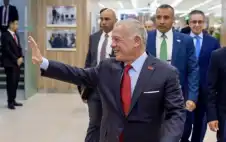 صحيفة نيسان ـ الملك يرعى احتفالية غرفة تجارة عمان