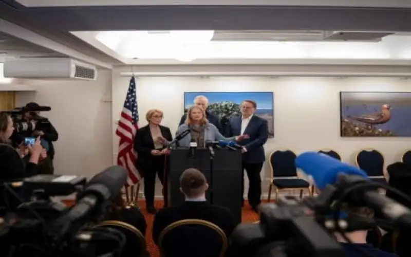 بعد تهديدات ترامب .. وفد من