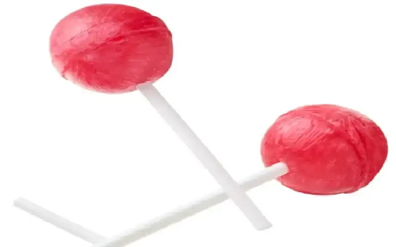 التحقيق مع موظفة حضانة بتهمة تقديم