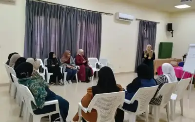 الذهب يتراجع لأدنى مستوى في أكثر