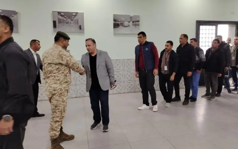 وصول طواقم المستشفى الميداني الأردني جنوب