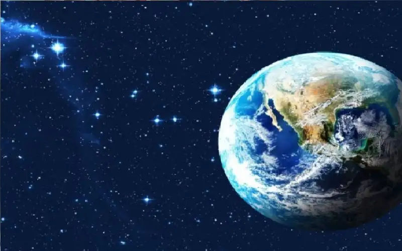 ملايين الأجسام بمدار الأرض