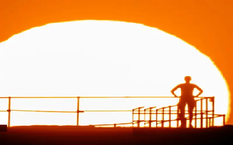 علماء يحذرون: الأرض الحارة الجهنمية تقترب