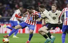 أتليتيكو يضع قدما في نهائي كأس