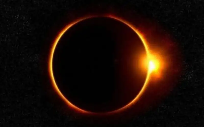 أول كسوف للشمس في 2026 ..