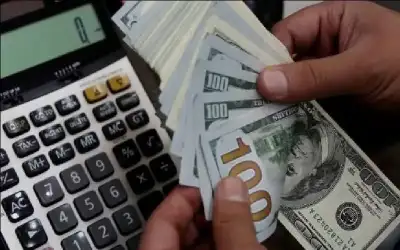 هندية تبيع طفلها لسداد ديون زوجها