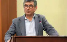 السواstrongعيstrongر رئيسا لمجلس مفوضي سلطة إقليم