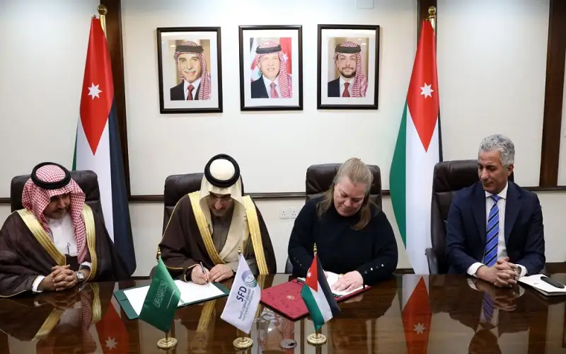 الأردن والسعودية يوقعان اتفاقية تمويل لاستكمال