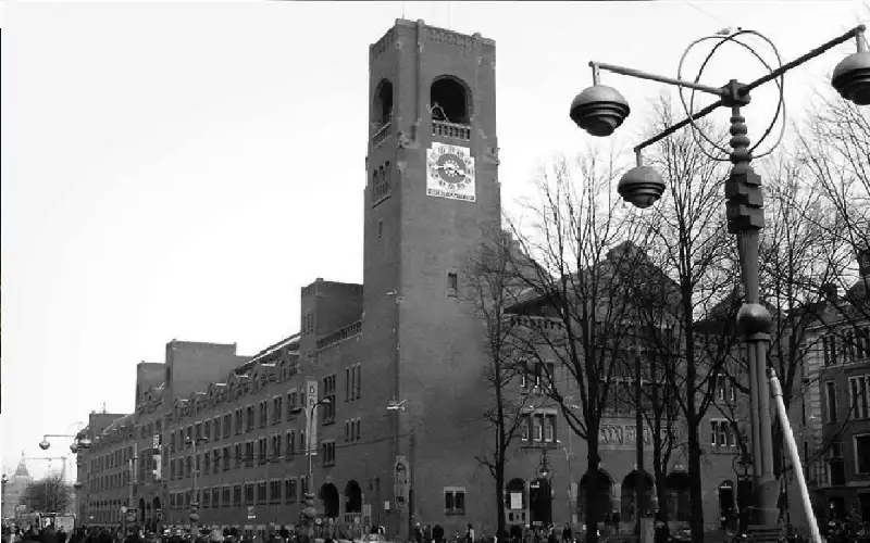 قبل الأرقام والشاشات.. كيف ولدت البورصات