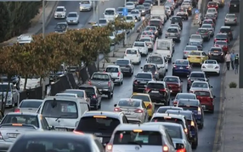 السير: اتجهوا إلى أعمالكم مبكرا لتجنب