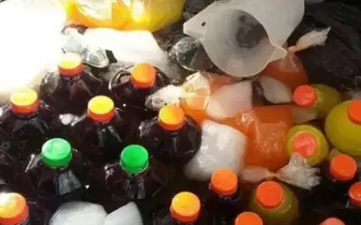 إدارة السير تضبط سائق مركبة يدخن