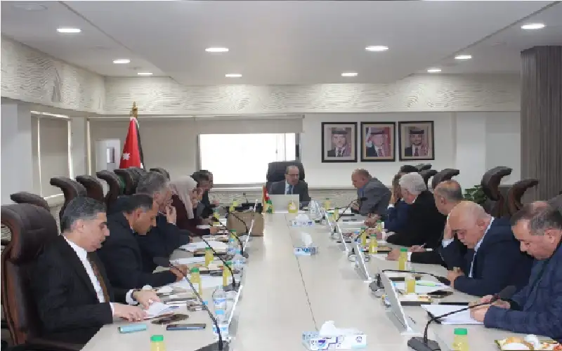 وزير الإدارة المحلية يؤكد أهمية تجويد