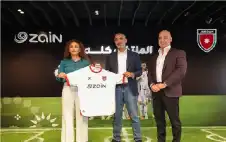 راstrongعيstrong الاتصالات الحصري لمنتخب النشامى