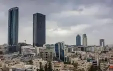 أمطار محتملة وانخفاض ملموس على درجات