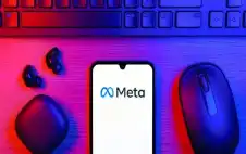 بعد النظارات.. ميتا تطلق ساعتها الذكية