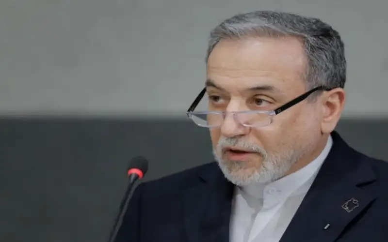 طهران تؤكد أن واشنطن لم تطلب