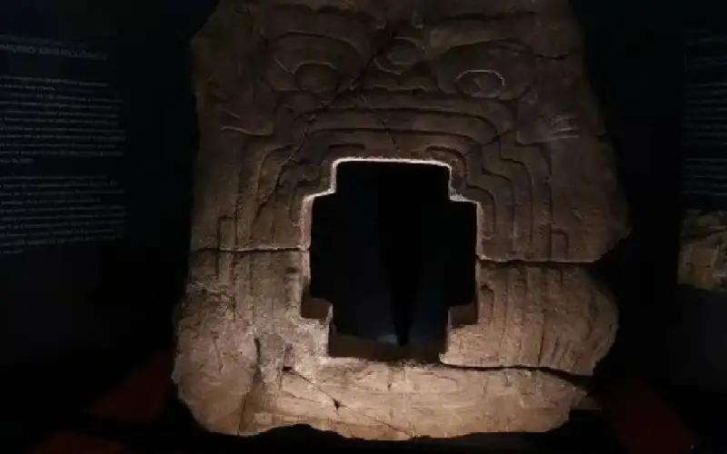 العثور على البوابة الغامضة للعالم السفلي