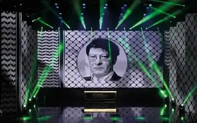 ثقافة ـ محمود درويش في الأسلوب المتأخر: حظ