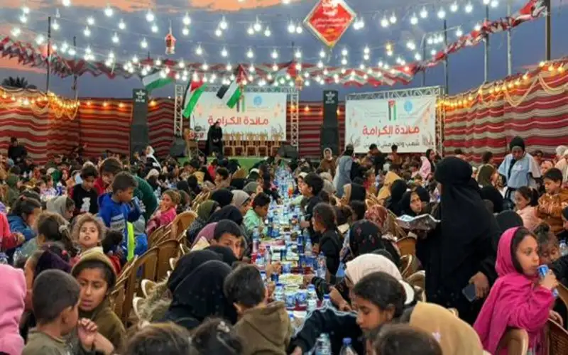 الهيئة الخيرية والحملة الأردنية تقيمان إفطارا