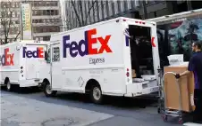 فيديكس أول شركة تبدأ معركة استرداد