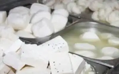 الرئيس الأمريكي رجل أفعال، انتظروا ..