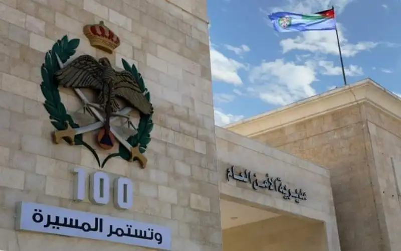 القبض على 18 تاجرا ومروجا للمخدرات