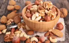 5 أنواع من المكسرات تدعم strongصحةstrong