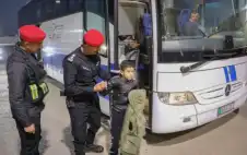 الدفعة العاشرة من أطفال غزة تغstrongادرstrong