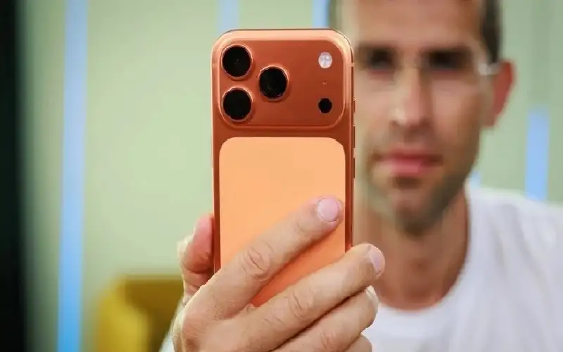 تقويم آيفون يتحول إلى أداة اختراق