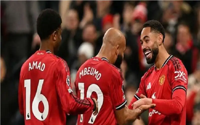 مانشستر يونايتد بطل الدوري الإنجليزي في