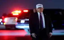 ترامب: سندمر صواريخ إيران وسنبيد أسطولهم