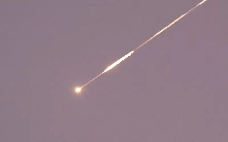 اطلاق صواريخ إيرانية باتجاه إسرائيل ..