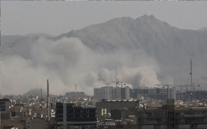 انفجارات في أبوظبي والدوحة وهجمات على