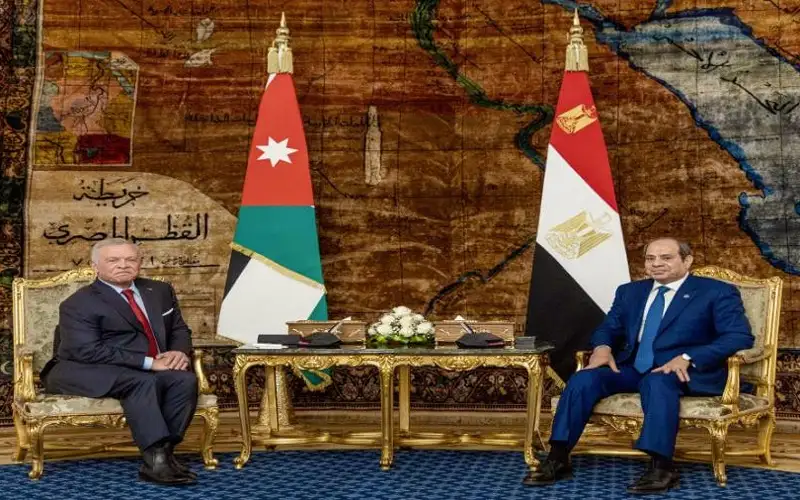 الملك والرئيس المصري يشددان على ضرورة