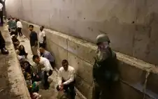 نقل كبار الوزراء الإسرائيليين إلى الملاجئ