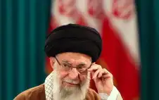 متحدث باسم الحكومة الإيرانية: خامنئي وبزشكيان