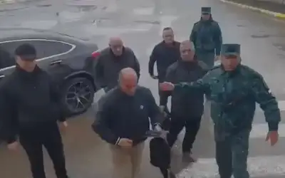 مقتل 8 إسرائيليين في قصف ملجأ