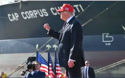 مجلس صيانة الدستور بإيران: مجلس القيادة