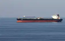 شركتا تأمين على السفن تلغيان تغطية