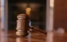 مذكرات تبليغ متهمين بجلسات قضائية (أسماء)