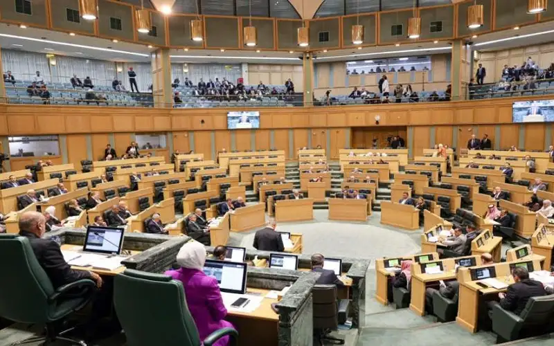 مجلس النواب يقر 99 مادة من