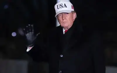 إصابة ناقلة أميركية في ميناء البحرين