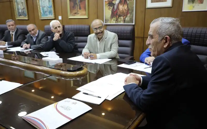 الرواشدة يلتقي اللجنة العليا لمكتبة الأسرة